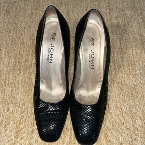 ST.JOHN Italian Embossed Leather Square Toe Heels